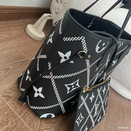 VUITTON MM NEVERFULL LOUIS 0203